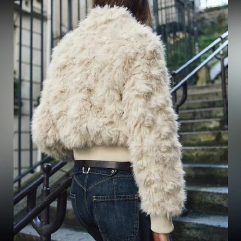 Zara Faux Fur Bomber NWT Jacket Ecru 3046/028/712 Cream XS mob wife old money - Picture 3 of 17